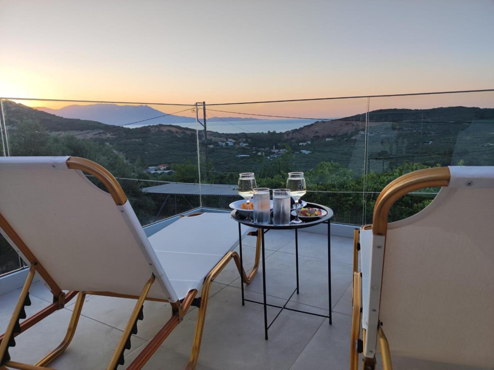 Christos Villa Kissamos Exterior photo